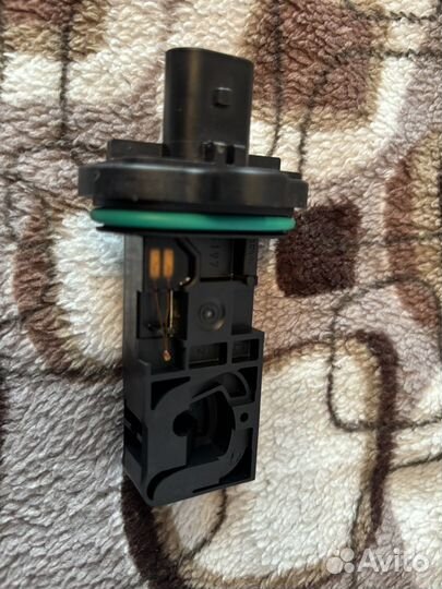 Датчик массового расхода воздуха bosch 0280218429