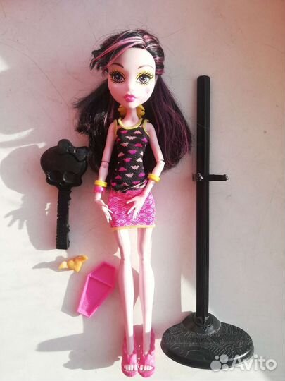Кукла Монстер Хай дракулаура creepateria