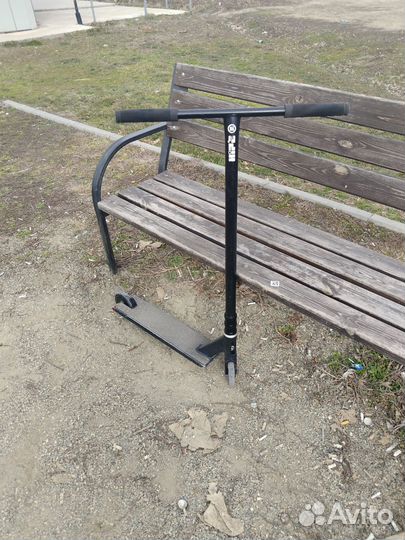Продам самокат трюкавой
