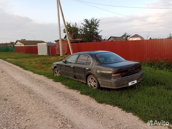 Nissan Maxima, 1996