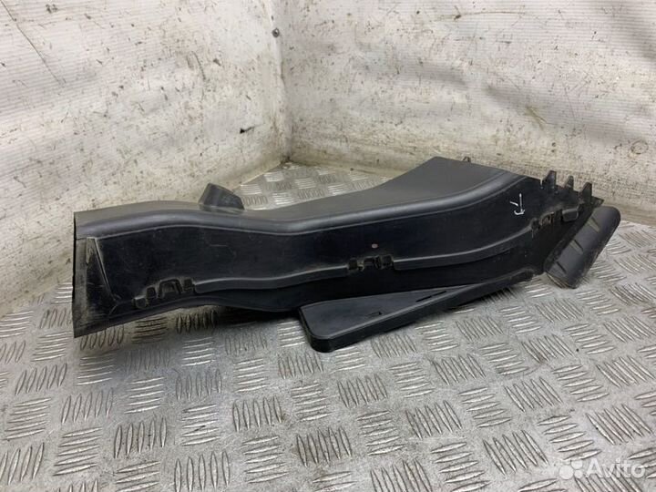 Воздуховод передний правый Bmw X5 E70 N55B30 2008