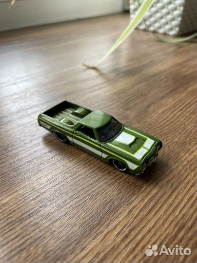 Hot wheels машинки