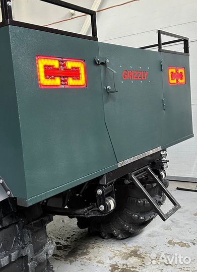 Квадроцикл переломка Grizzly (Снегоболотоход)