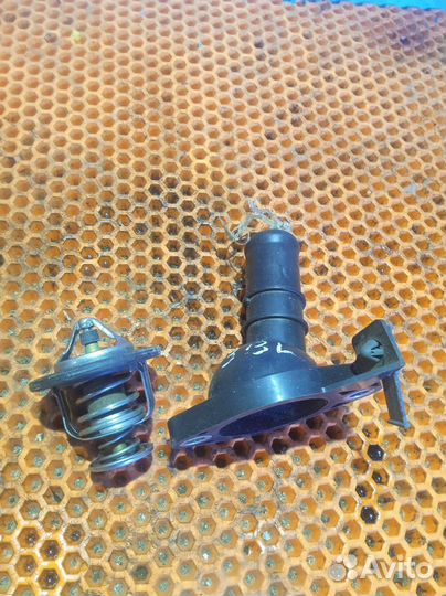 Корпус термостата Mazda 3