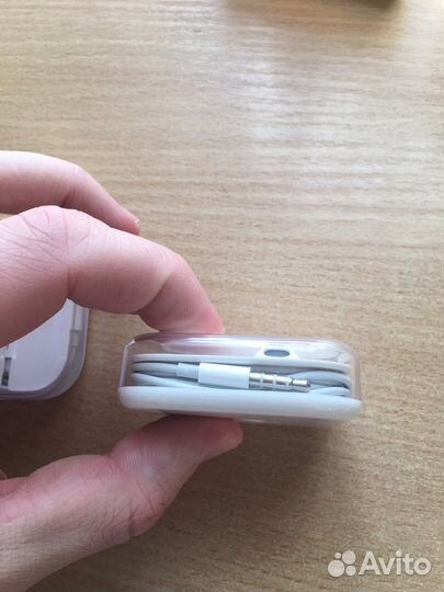 Наушники earpods