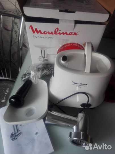 Электромясорубка новая moulinex