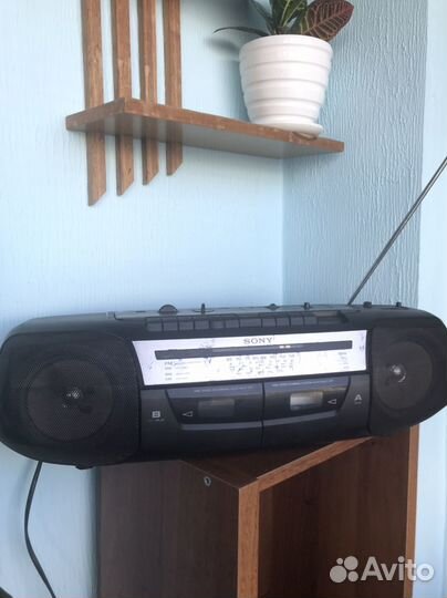 Двухкассетный магнитофон sony