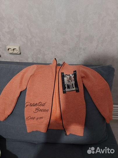 Кофта на молнии для девочки