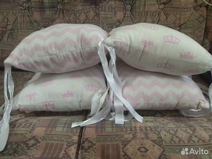 Бортики в детскую кроватку для девочки