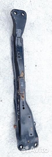 Балка двигателя Ниссан Альмера Тино