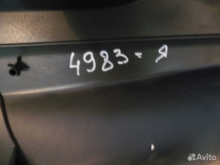 Renault Kaptur Обшивка двери передней б/у. без деф