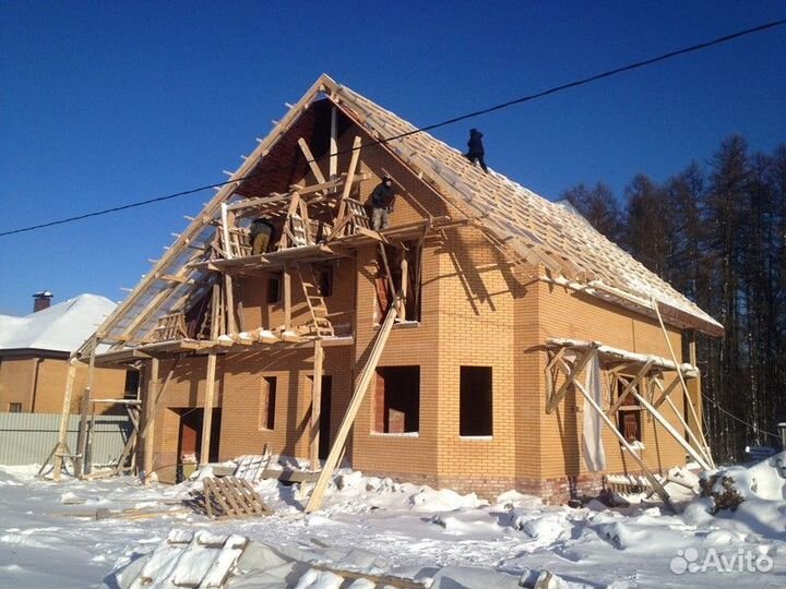 Бригада строителей