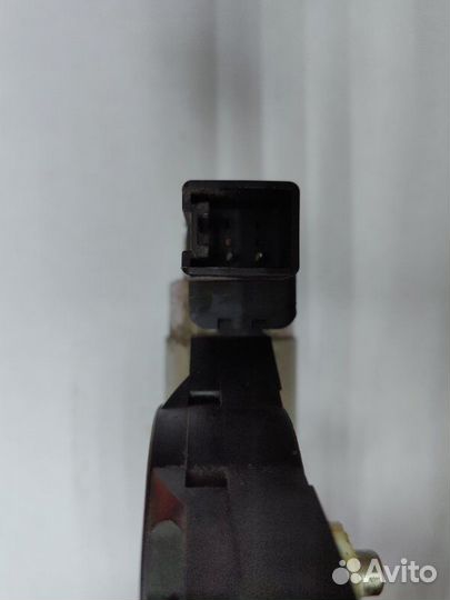 Мотор стеклоподъемника передний правый Mazda Demio