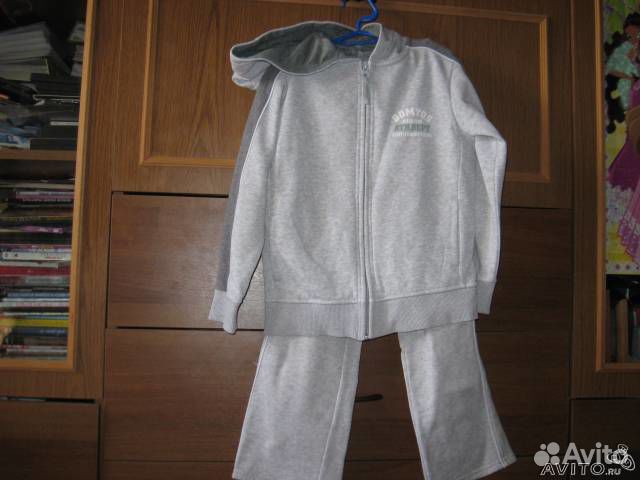 Спортивный костюм