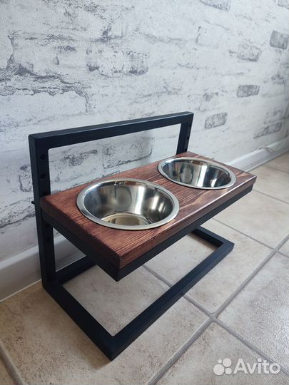 Подставка с мисками в стиле лофт