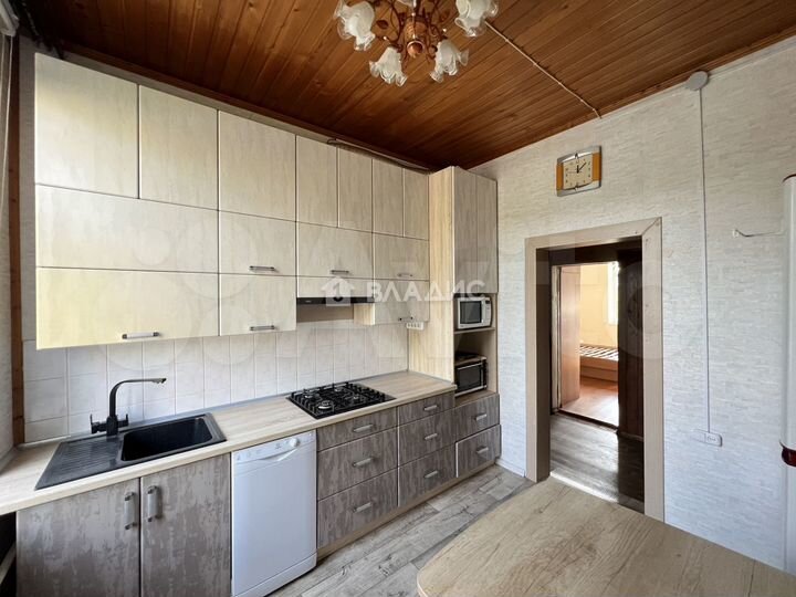 2-к. квартира, 56,8 м², 2/2 эт.