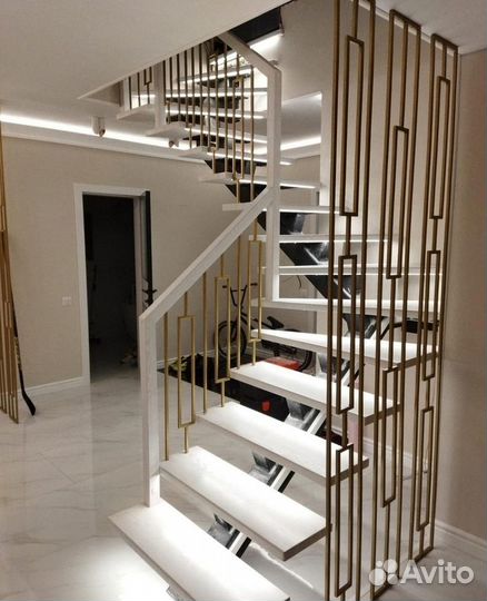 Антресольный этаж мезонин