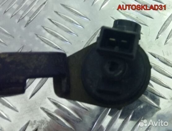 Клапан продувки абсорбера Opel Astra H 13110331