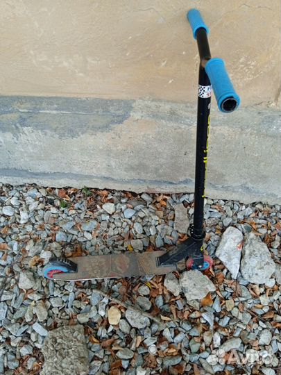 Трюковой самокат