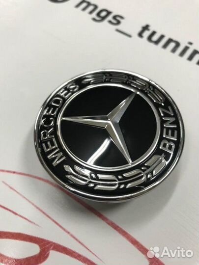Заглушка в капот Mercedes-Benz черная