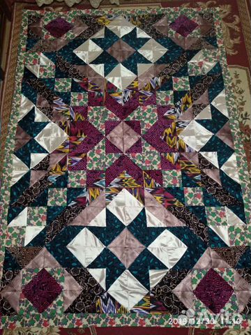 Покрывало на кровать (пэчворк)