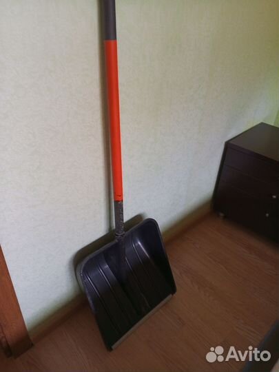 Лопата для снега