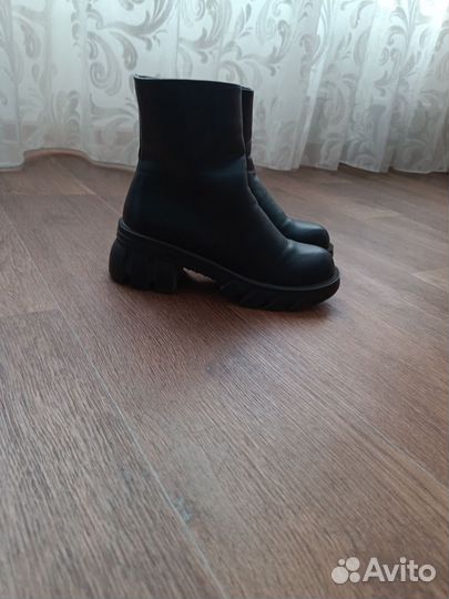Ботинки осень 38 р