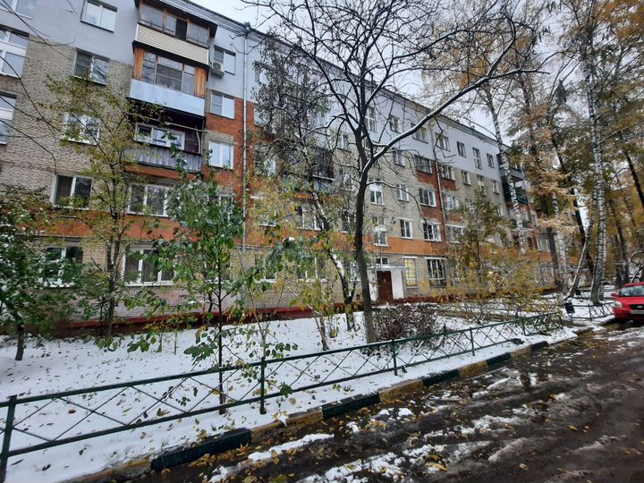 2-к. квартира, 41,8 м², 1/5 эт.