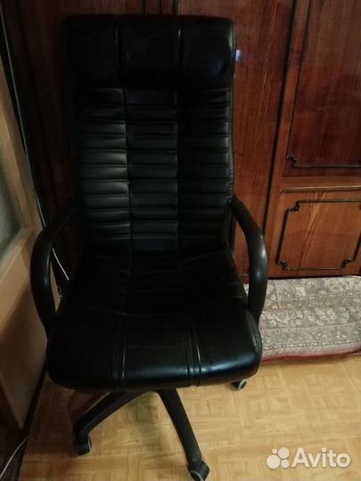 Кресло руководителя - б/у