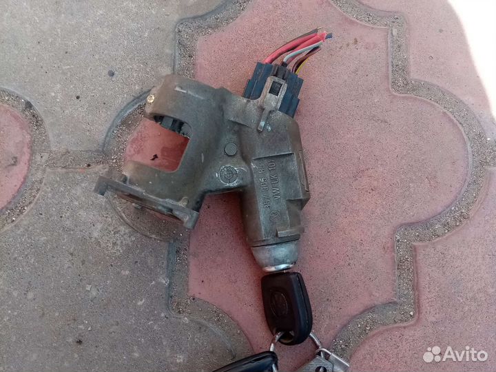 Замок зажигания volkswagen golf 3, passat 3,4