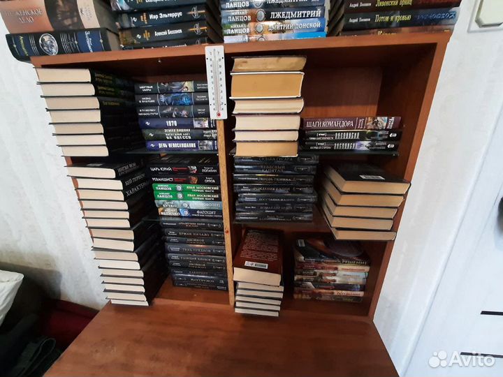 Продам книги (попаданцы, фантастические боевики)