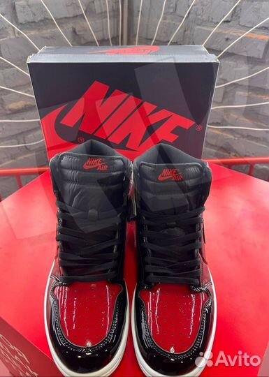 Nike Air Jordan 1 Retro high OG «Patent Bred»