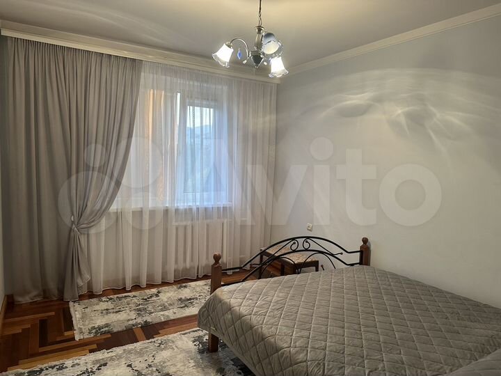 2-к. квартира, 60 м², 7/10 эт.