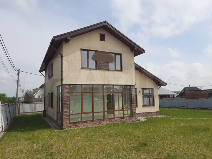 Дом 188 м² на участке 9 сот.