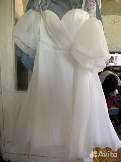 Свадебное платье