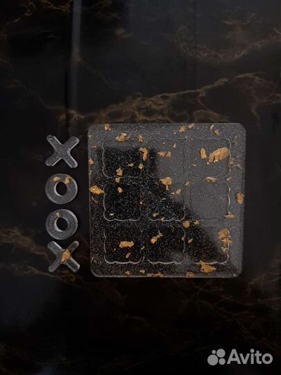 Изделия из эпоксидной смолы. Игра крестики нолики