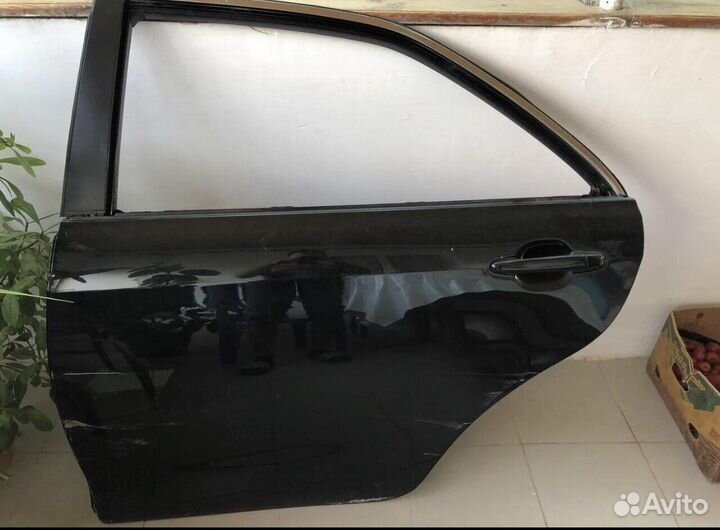 Дверь camry 40 оригинал