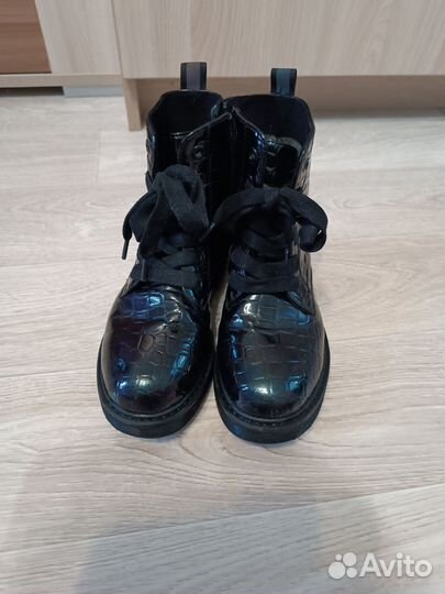 Ботинки демисезонные на девочку 32 размер