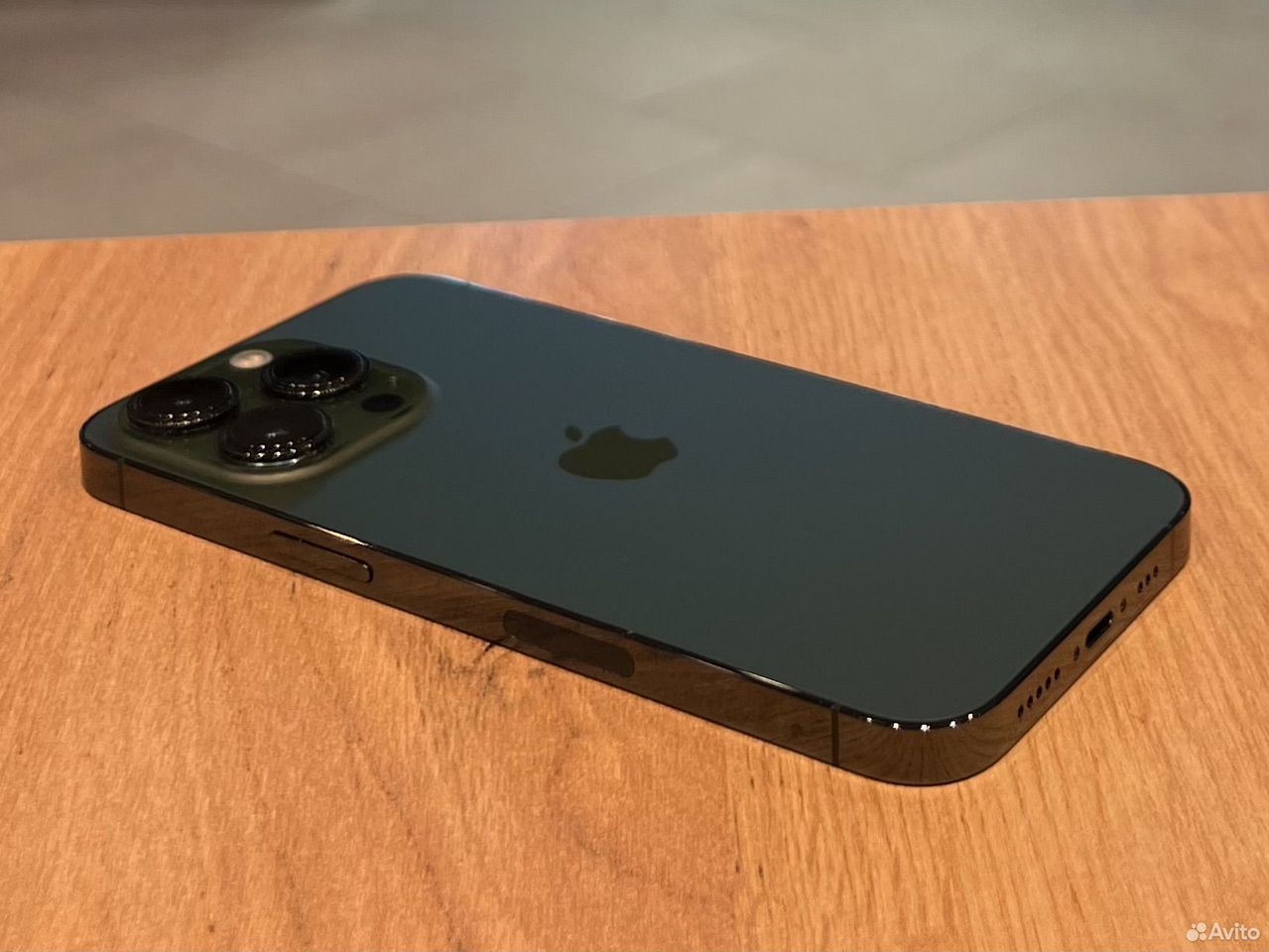 iPhone 13 Pro, 256 ГБ, SIM + eSIM