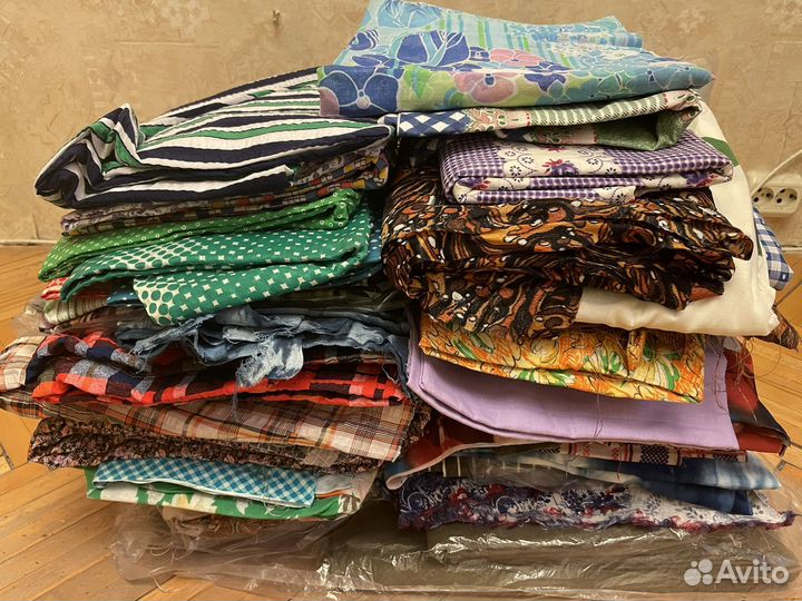 В доставке Отрез ткани СССР пакетом