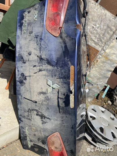 Крышку багажники lancer 10