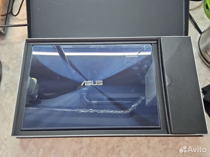 Ультрабук Asus Zenbook UX302L