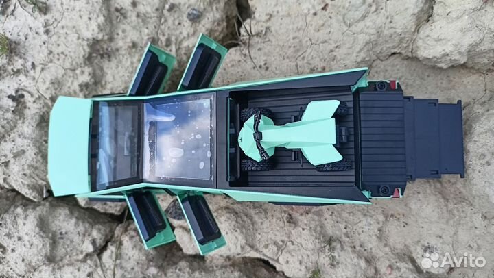 Tesla машинка игрушка