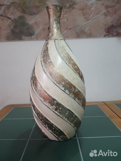 Керамическая ваза