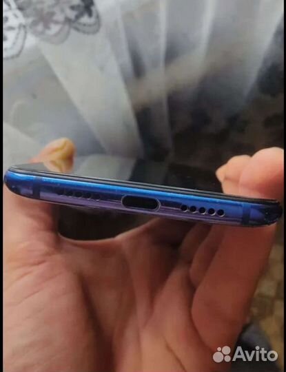 Xiaomi Mi 9, 6/64 ГБ