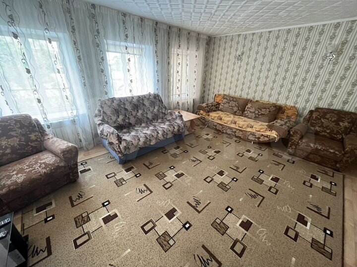 Дом 160 м² на участке 4 сот.