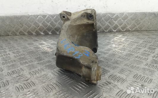 Кронштейн двигателя дизельный mercedes benz vito W