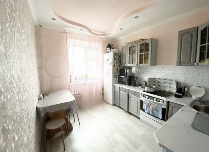 3-к. квартира, 85 м², 6/9 эт.