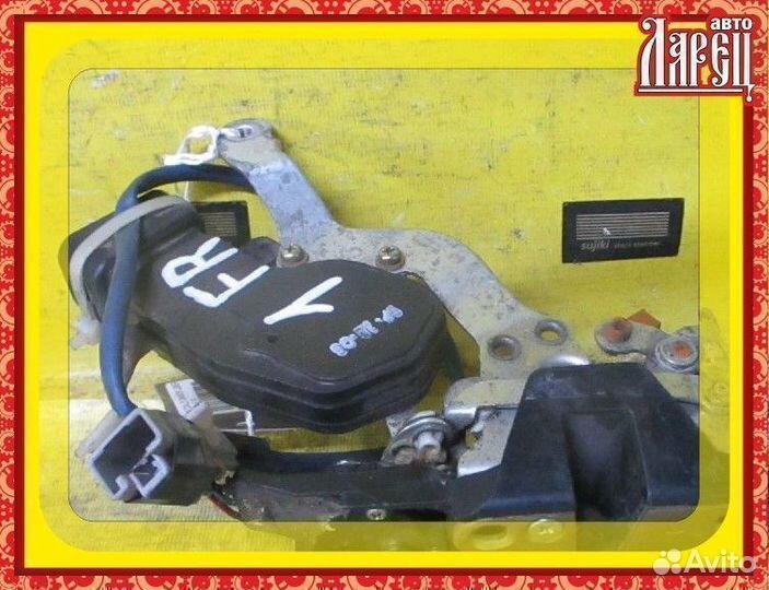 Замок двери Toyota Caldina ST190G