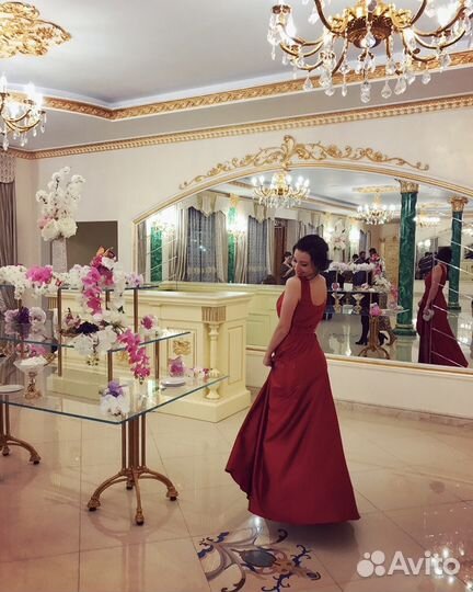 Платье вечернее